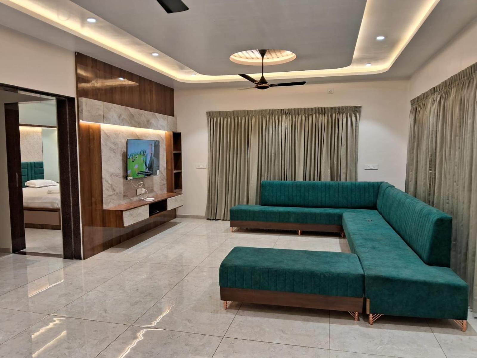 Trimurti Holiday Home Panchgani Pokoj fotografie