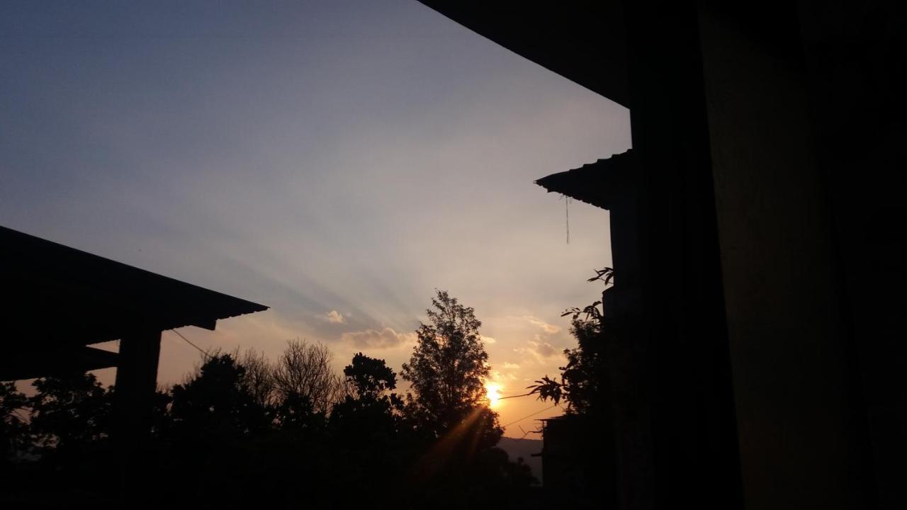 Trimurti Holiday Home Panchgani Exteriér fotografie